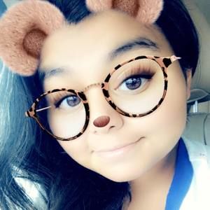 Meet your Posher, Adriana